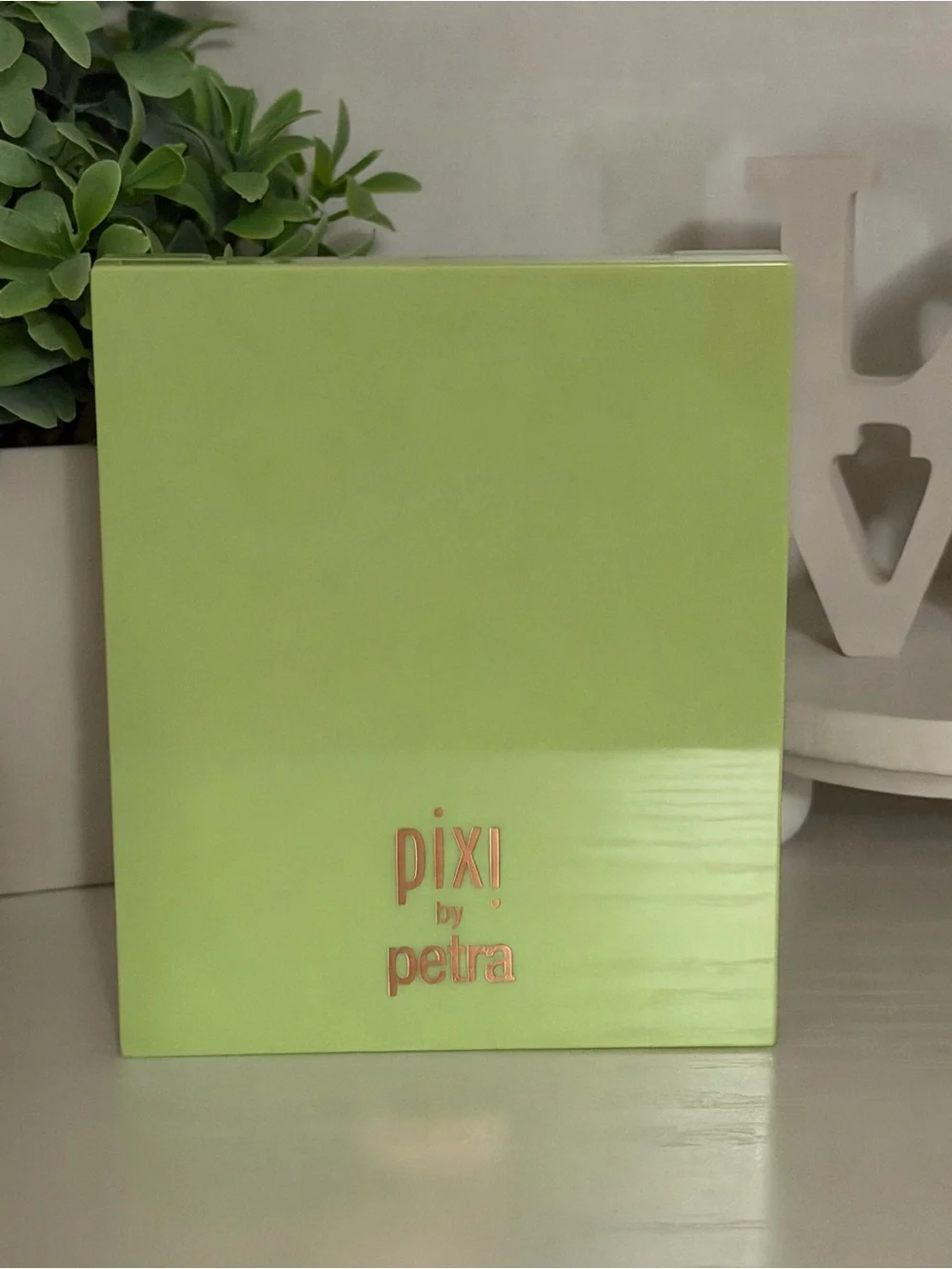 Pixi by Petra Warm Shimmer Eyeshadow Palette - Hazelnut Haze